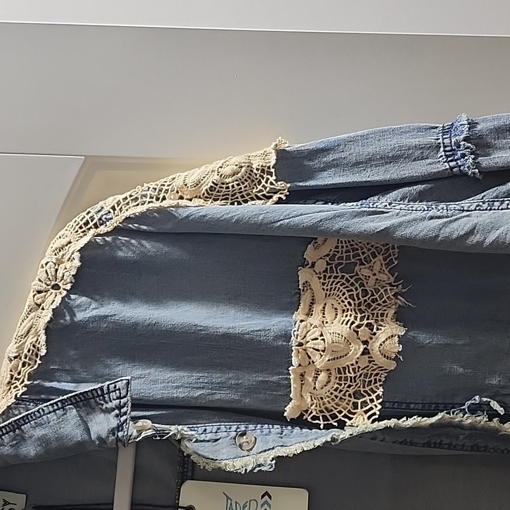 Jaded Gypsy Jacket - Picture 4 of 13